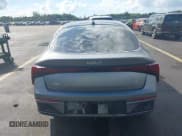 ✅ 2025 Kia K5 GT-Line • VIN: KNAG64J71S5369775 • Lot: 43523195. Wystawiony na IAAI z przebiegiem 8 653 mil. Bezpłatny archiwum sprzedaży aukcyjnych z USA i szczegółowy raport historii pojazdu na DreamBid. Zdjęcie 17.