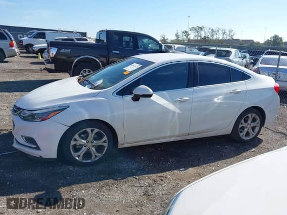 2017 Chevrolet Cruze Premier с VIN 1G1BF5SM8H7150664, выставлен на аукционе IAAI как лот 43618420 с пробегом 216 981 миль миль и . История ставок и продаж доступна на DreamBid. Изображение 14.