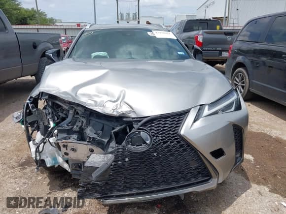 ✅ 2019 Lexus UX 250h • VIN: JTHU9JBH7K2012457 • Лот: 42470431. Опубликован ранее на IAAI с пробегом 106 089 миль. Бесплатный доступ к архиву аукционных продаж из США и подробный отчёт об истории автомобиля на DreamBid. Изображение 12.