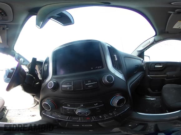 ✅ 2022 Chevrolet Silverado 1500 LT Trail Boss • VIN: 3GCPYFED3NG210844 • Lot: 42403476. Wystawiony na IAAI z przebiegiem 14 197 mil. Bezpłatny archiwum sprzedaży aukcyjnych z USA i szczegółowy raport historii pojazdu na DreamBid. Zdjęcie 19.