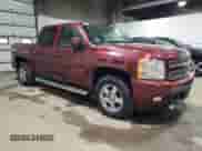 2013 Chevrolet Silverado 1500 LTZ z VIN 3GCPKTE71DG202993, wystawiony jako Copart lot #90697085 z przebiegiem 220 770 mil mil oraz Czysty tytuł • Clean title. Historia ofert i sprzedaży dostępna na DreamBid. Obrazek 4.