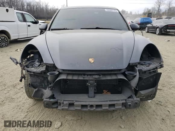 ✅ 2013 Porsche Cayenne Turbo • VIN: WP1AC2A24DLA90425 • Lot: 46680145. Wystawiony na Copart z przebiegiem 167 029 mil. Bezpłatny archiwum sprzedaży aukcyjnych z USA i szczegółowy raport historii pojazdu na DreamBid. Zdjęcie 5.