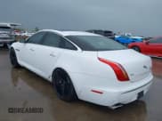 ✅ 2012 Jaguar XJ • VIN: SAJWA1CB7CLV35339 • Lot: 41945850. Wystawiony na IAAI z przebiegiem 123 501 mil. Bezpłatny archiwum sprzedaży aukcyjnych z USA i szczegółowy raport historii pojazdu na DreamBid. Zdjęcie 3.