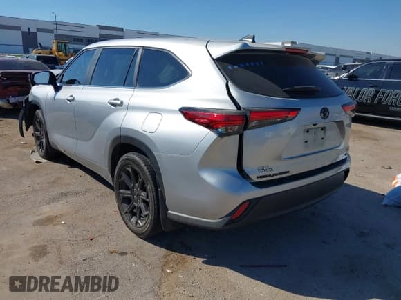 ✅ 2023 Toyota Highlander L • VIN: 5TDKDRAH1PS525548 • Lot: 43451095. Listed on IAAI with 98,251 mi. Free auction sales archive from the USA and detailed vehicle history report at DreamBid. Image 3.