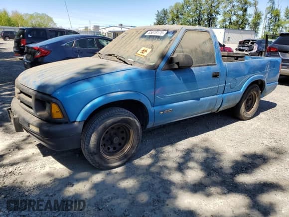 ✅ 1995 Chevrolet S-10 • VIN: 1GCCS1443S8222420 • Лот: 55879175. Опубликован ранее на Copart с пробегом 403 807 миль. Бесплатный доступ к архиву аукционных продаж из США и подробный отчёт об истории автомобиля на DreamBid. Изображение 1.