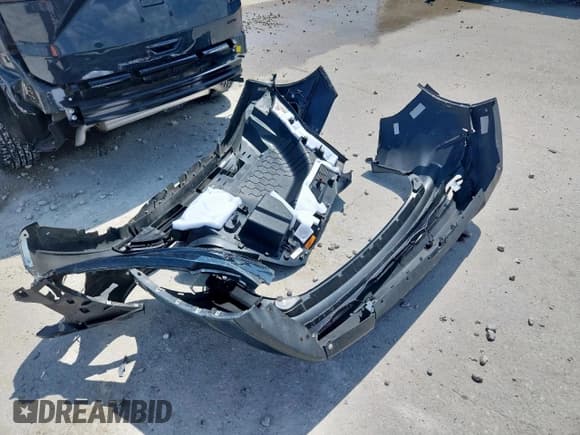 ✅ 2022 Ford Edge SE • VIN: 2FMPK4G92NBA86028 • Лот: 64856485. Опубликован ранее на Copart с пробегом 18 528 миль. Бесплатный доступ к архиву аукционных продаж из США и подробный отчёт об истории автомобиля на DreamBid. Изображение 13.