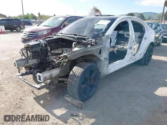 ✅ 2014 Chevrolet SS • VIN: 6G3F15RW6EL958354 • Lot: 42011918. Listed on IAAI with Not provided. Free auction sales archive from the USA and detailed vehicle history report at DreamBid. Image 18.