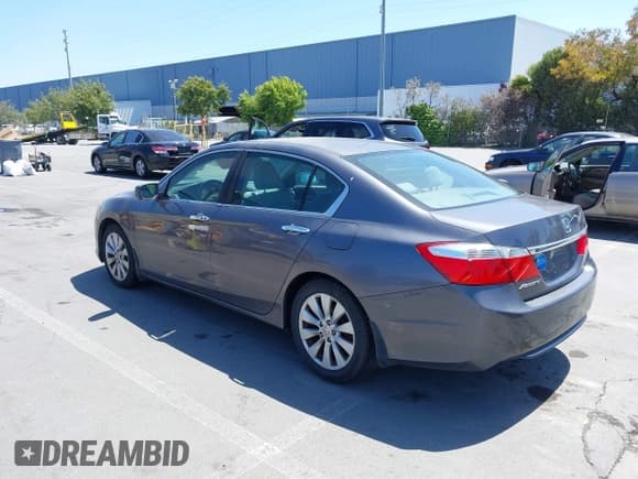 ✅ 2013 Honda Accord EX • VIN: 1HGCR2F76DA033881 • Lot: 42559749. Listed on IAAI with 247,708 mi. Free auction sales archive from the USA and detailed vehicle history report at DreamBid. Image 3.