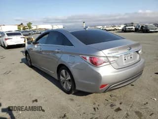 ✅ 2013 Hyundai Sonata Limited • VIN: KMHEC4A40DA091661 • Lot: 65062364. Listed on Copart with 142,275 mi. Free auction sales archive from the USA and detailed vehicle history report at DreamBid. Image 2.