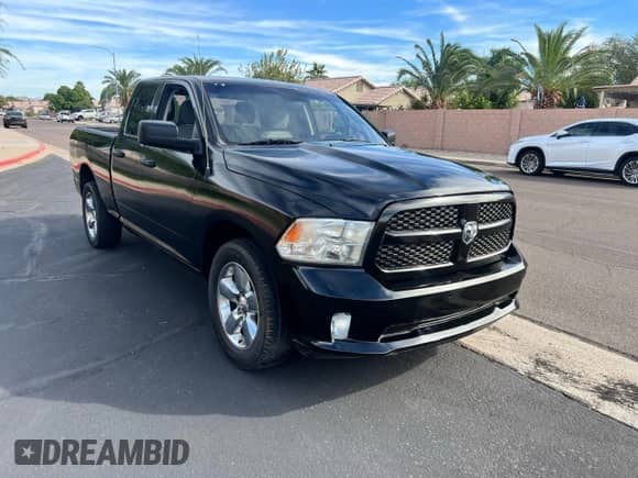 2019 Ram 1500 Express z VIN 1C6RR7FG4KS608001, wystawiony jako Copart lot #90761835 z przebiegiem 53 511 mil mil oraz Szkoda całkowita • Salvage title. Historia ofert i sprzedaży dostępna na DreamBid. Obrazek 1.