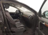 ✅ 2012 Audi Q7 Premium Plus • VIN: WA1LMAFE1CD009775 • Lot: 41304315. Wystawiony na IAAI z przebiegiem 215 578 mil. Bezpłatny archiwum sprzedaży aukcyjnych z USA i szczegółowy raport historii pojazdu na DreamBid. Zdjęcie 5.