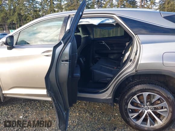 ✅ 2020 Lexus RX 350 • VIN: 2T2HZMDA8LC222293 • Lot: 43541463. Wystawiony na IAAI z przebiegiem 44 534 mil. Bezpłatny archiwum sprzedaży aukcyjnych z USA i szczegółowy raport historii pojazdu na DreamBid. Zdjęcie 8.