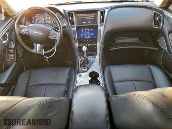 ✅ 2017 Infiniti Q50 Signature Edition • VIN: JN1EV7AR7HM833816 • Lot: 94465115. Wystawiony na Copart z przebiegiem 57 816 mil. Bezpłatny archiwum sprzedaży aukcyjnych z USA i szczegółowy raport historii pojazdu na DreamBid. Zdjęcie 8.