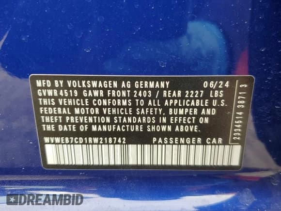 ✅ 2024 Volkswagen Golf R • VIN: WVWEB7CD1RW218742 • Lot: 48538155. Listed on Copart with 1,510 mi. Free auction sales archive from the USA and detailed vehicle history report at DreamBid. Image 13.