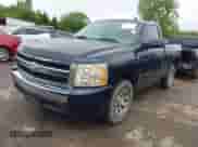 2008 Chevrolet Silverado 1500 Work Truck z VIN 1GCEC14X58Z115601, wystawiony jako IAAI lot #42134593 z przebiegiem 213 219 mil mil oraz . Historia ofert i sprzedaży dostępna na DreamBid. Obrazek 18.