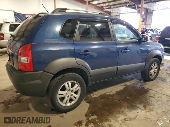 2006 Hyundai Tucson GLS z VIN KM8JN12D66U317435, wystawiony jako Copart lot #69790964 z przebiegiem 122 007 mil mil oraz Szkoda całkowita • Salvage title. Historia ofert i sprzedaży dostępna na DreamBid. Obrazek 3.