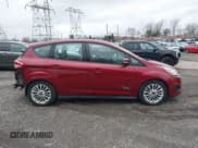 ✅ 2017 Ford C-Max SE • VIN: 1FADP5EU2HL111316 • Lot: 41147978. Wystawiony na IAAI z przebiegiem 60 948 mil. Bezpłatny archiwum sprzedaży aukcyjnych z USA i szczegółowy raport historii pojazdu na DreamBid. Zdjęcie 13.