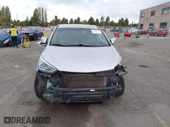 ✅ 2018 Hyundai Santa Fe 2.4L • VIN: 5XYZT3LB6JG571999 • Lot: 43406406. Wystawiony na IAAI z przebiegiem 104 647 mil. Bezpłatny archiwum sprzedaży aukcyjnych z USA i szczegółowy raport historii pojazdu na DreamBid. Zdjęcie 6.