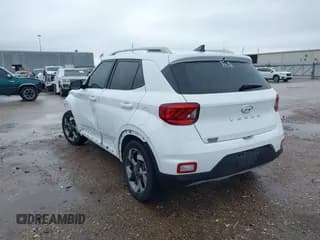 ✅ 2021 Hyundai Venue Denim • VIN: KMHRC8A30MU078522 • Lot: 41553384. Listed on IAAI with 39,323 mi. Free auction sales archive from the USA and detailed vehicle history report at DreamBid. Image 3.