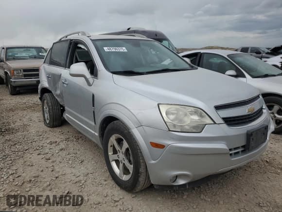 ✅ 2013 Chevrolet Captiva Sport LT • VIN: 3GNAL3EK0DS622403 • Lot: 48796375. Wystawiony na Copart z przebiegiem 104 456 mil. Bezpłatny archiwum sprzedaży aukcyjnych z USA i szczegółowy raport historii pojazdu na DreamBid. Zdjęcie 4.
