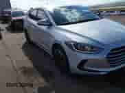 2017 Hyundai Elantra SE z VIN 5NPD74LF0HH201576, wystawiony jako Copart lot #85171515 z przebiegiem 81 010 mil mil oraz Szkoda całkowita • Salvage title. Historia ofert i sprzedaży dostępna na DreamBid. Obrazek 13.