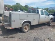 ✅ 2011 Chevrolet Silverado 2500HD • VIN: 1GB2KVCG0BZ409840 • Lot: 42944133. Wystawiony na IAAI z przebiegiem Nie podano. Bezpłatny archiwum sprzedaży aukcyjnych z USA i szczegółowy raport historii pojazdu na DreamBid. Zdjęcie 4.