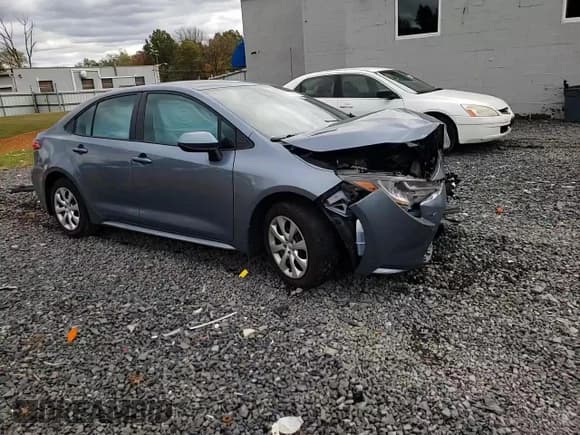 ✅ 2022 Toyota Corolla LE • VIN: 5YFEPMAE4NP367399 • Lot: 87096715. Listed on Copart with Not provided. Free auction sales archive from the USA and detailed vehicle history report at DreamBid. Image 14.