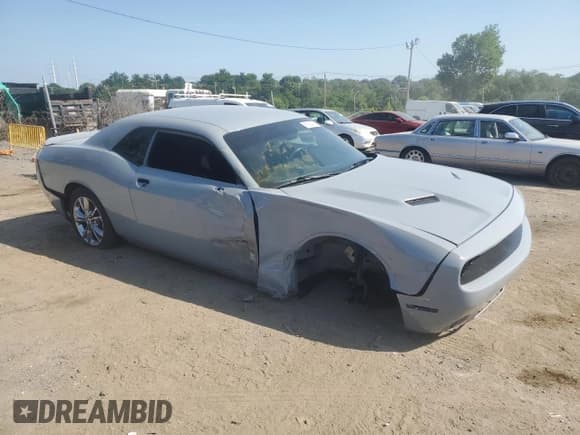 ✅ 2021 Dodge Challenger SXT • VIN: 2C3CDZGG6MH543352 • Lot: 61826415. Listed on Copart with 65,508 mi. Free auction sales archive from the USA and detailed vehicle history report at DreamBid. Image 4.