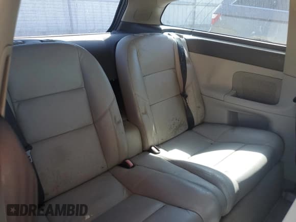 ✅ 2008 Volvo C30 Version 1.0 • VIN: YV1MK672882056638 • Lot: 70670875. Wystawiony na Copart z przebiegiem 204 791 mil. Bezpłatny archiwum sprzedaży aukcyjnych z USA i szczegółowy raport historii pojazdu na DreamBid. Zdjęcie 10.