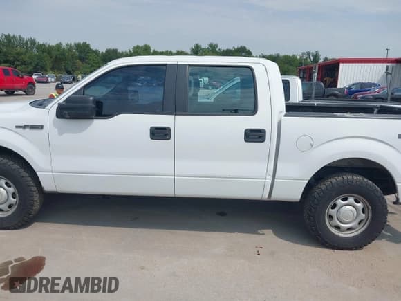 ✅ 2014 Ford F-150 XL • VIN: 1FTFW1EF5EKF90316 • Lot: 42935167. Wystawiony na IAAI z przebiegiem 184 653 mil. Bezpłatny archiwum sprzedaży aukcyjnych z USA i szczegółowy raport historii pojazdu na DreamBid. Zdjęcie 14.