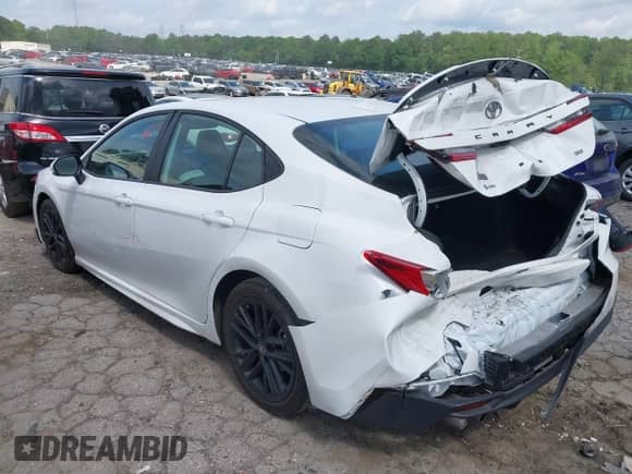 2025 Toyota Camry LE с VIN 4T1DAACK1SU505344, выставлен на аукционе IAAI как лот 42160421 с пробегом 17 768 миль миль и . История ставок и продаж доступна на DreamBid. Изображение 3.