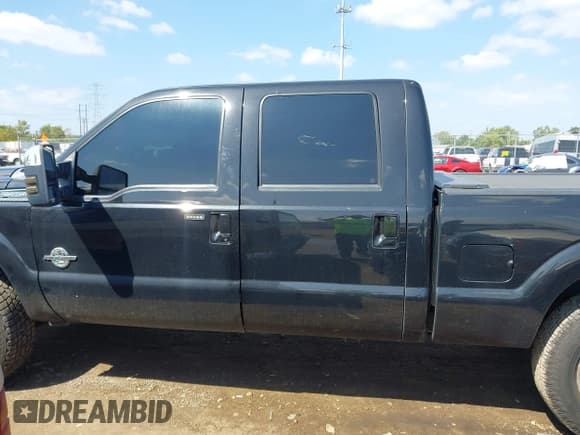 ✅ 2013 Ford F-250 XL • VIN: 1FT7W2BT4DEA54121 • Lot: 43132676. Listed on IAAI with 177,287 mi. Free auction sales archive from the USA and detailed vehicle history report at DreamBid. Image 14.