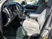 ✅ 2012 Toyota Tundra • VIN: 5TFEY5F1XCX129144 • Lot: 82769475. Wystawiony na Copart z przebiegiem 152 884 mil. Bezpłatny archiwum sprzedaży aukcyjnych z USA i szczegółowy raport historii pojazdu na DreamBid. Zdjęcie 7.