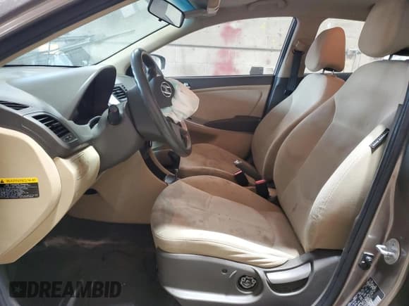 ✅ 2013 Hyundai Accent GLS • VIN: KMHCT4AE2DU544015 • Лот: 70982624. Опубликован ранее на Copart с пробегом 143 243 миль. Бесплатный доступ к архиву аукционных продаж из США и подробный отчёт об истории автомобиля на DreamBid. Изображение 7.