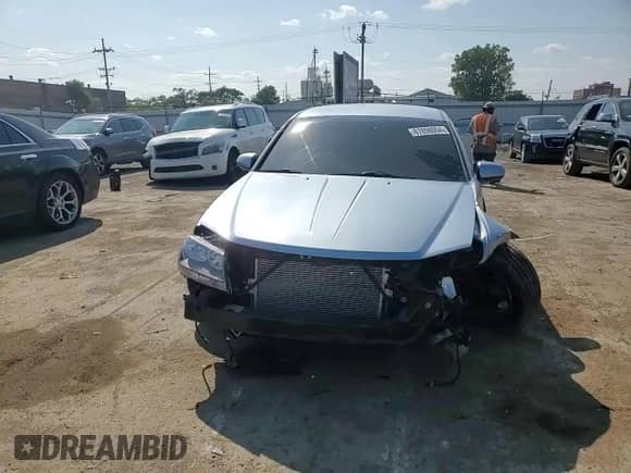 2013 Dodge Avenger R/T z VIN 1C3CDZBG4DN608388, wystawiony jako Copart lot #67898004 z przebiegiem 148 627 mil mil oraz Szkoda całkowita • Salvage title. Historia ofert i sprzedaży dostępna na DreamBid. Obrazek 11.