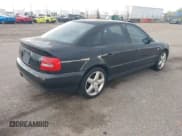 ✅ 2000 Audi A4 • VIN: WAUDC28DXYA106650 • Lot: 41932730. Wystawiony na IAAI z przebiegiem 292 015 mil. Bezpłatny archiwum sprzedaży aukcyjnych z USA i szczegółowy raport historii pojazdu na DreamBid. Zdjęcie 4.