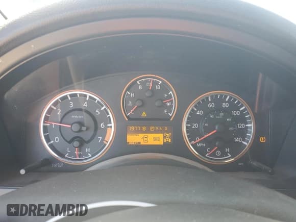 ✅ 2014 Nissan Armada Platinum • VIN: 5N1BA0NCXEN609708 • Лот: 43103415. Опубликован ранее на Copart с пробегом 197 718 миль. Бесплатный доступ к архиву аукционных продаж из США и подробный отчёт об истории автомобиля на DreamBid. Изображение 9.