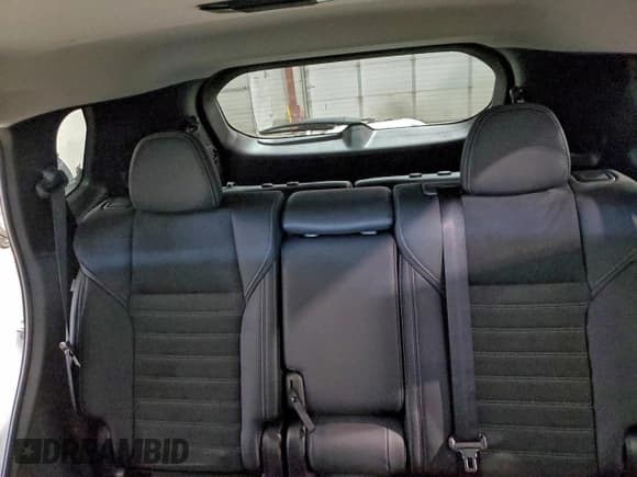 ✅ 2025 Mitsubishi Outlander SE • VIN: JA4J4VA83SZ037238 • Lot: 94246615. Wystawiony na Copart z przebiegiem 5 996 mil. Bezpłatny archiwum sprzedaży aukcyjnych z USA i szczegółowy raport historii pojazdu na DreamBid. Zdjęcie 10.