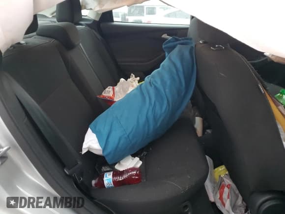 ✅ 2016 Ford Focus SE • VIN: 1FADP3F25GL303328 • Lot: 91850945. Listed on Copart with 117,874 mi. Free auction sales archive from the USA and detailed vehicle history report at DreamBid. Image 10.