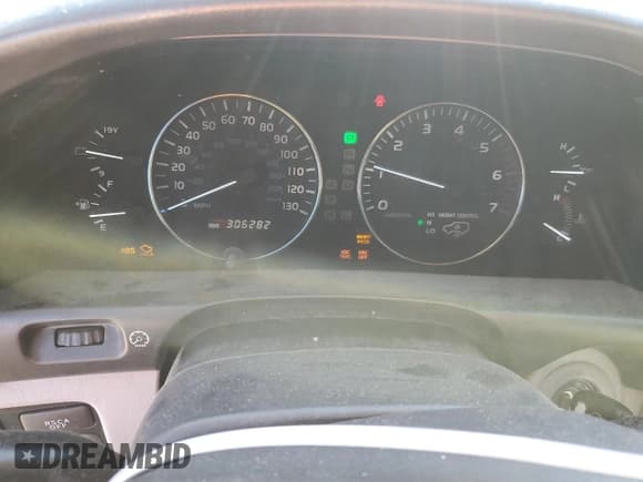 ✅ 2005 Lexus LX 470 • VIN: JTJHT00W453549279 • Lot: 68840994. Wystawiony na Copart z przebiegiem 306 282 mil. Bezpłatny archiwum sprzedaży aukcyjnych z USA i szczegółowy raport historii pojazdu na DreamBid. Zdjęcie 9.