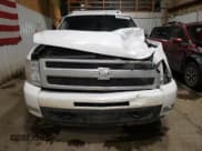 ✅ 2009 Chevrolet Silverado 1500 • VIN: 1GCFK39Y39Z226461 • Lot: 43535055. Wystawiony na Copart z przebiegiem 141 742 mil. Bezpłatny archiwum sprzedaży aukcyjnych z USA i szczegółowy raport historii pojazdu na DreamBid. Zdjęcie 5.
