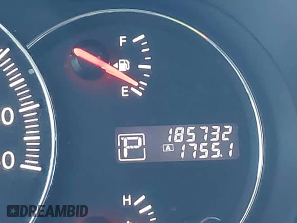 2012 Nissan Maxima S z VIN 1N4AA5APXCC821884, wystawiony jako IAAI lot #41640474 z przebiegiem 185 732 mil mil oraz . Historia ofert i sprzedaży dostępna na DreamBid. Obrazek 16.