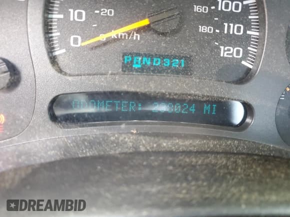 ✅ 2004 GMC Sierra 1500 SLE • VIN: 1GTEK14T84E311422 • Лот: 60806415. Опубликован ранее на Copart с пробегом 238 024 миль. Бесплатный доступ к архиву аукционных продаж из США и подробный отчёт об истории автомобиля на DreamBid. Изображение 9.