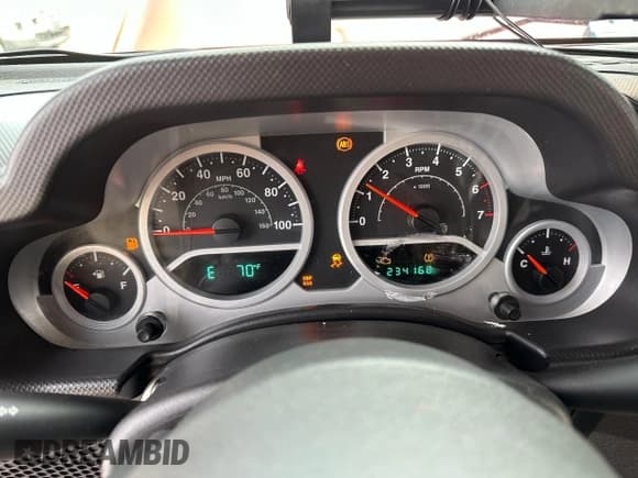 ✅ 2008 Jeep Wrangler Unlimited Rubicon • VIN: 1J8GA69198L599929 • Lot: 71301415. Wystawiony na Copart z przebiegiem 234 168 mil. Bezpłatny archiwum sprzedaży aukcyjnych z USA i szczegółowy raport historii pojazdu na DreamBid. Zdjęcie 5.