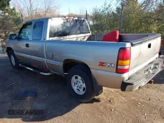 ✅ 2001 Chevrolet Silverado 1500 LS • VIN: 2GCEK19T811323494 • Lot: 43629031. Wystawiony na IAAI z przebiegiem Nie podano. Bezpłatny archiwum sprzedaży aukcyjnych z USA i szczegółowy raport historii pojazdu na DreamBid. Zdjęcie 3.