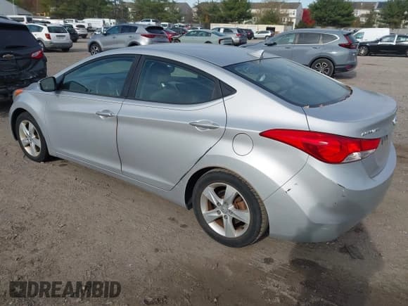 ✅ 2013 Hyundai Elantra GLS • VIN: KMHDH4AE1DU530595 • Lot: 43653046. Listed on IAAI with 133,076 mi. Free auction sales archive from the USA and detailed vehicle history report at DreamBid. Image 3.