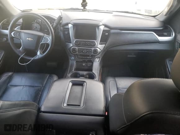 ✅ 2015 Chevrolet Suburban LT • VIN: 1GNSKJKC7FR195218 • Lot: 92090005. Listed on Copart with 257,730 mi. Free auction sales archive from the USA and detailed vehicle history report at DreamBid. Image 8.