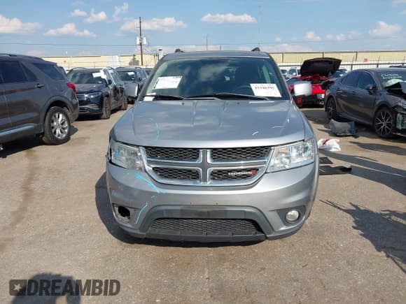 ✅ 2017 Dodge Journey SXT • VIN: 3C4PDCBG6HT589150 • Lot: 43346395. Listed on IAAI with 121,210 mi. Free auction sales archive from the USA and detailed vehicle history report at DreamBid. Image 12.