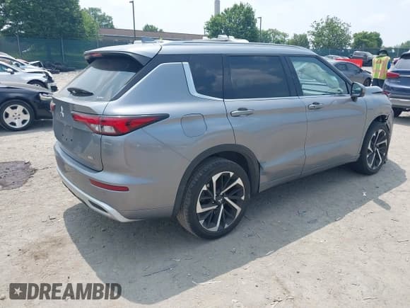 ✅ 2022 Mitsubishi Outlander SEL • VIN: JA4J4VA8XNZ022191 • Lot: 42341460. Wystawiony na IAAI z przebiegiem 18 494 mil. Bezpłatny archiwum sprzedaży aukcyjnych z USA i szczegółowy raport historii pojazdu na DreamBid. Zdjęcie 4.