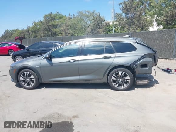 ✅ 2019 Buick Regal Essence • VIN: W04GV8SX9K1011157 • Lot: 42784860. Wystawiony na IAAI z przebiegiem 77 725 mil. Bezpłatny archiwum sprzedaży aukcyjnych z USA i szczegółowy raport historii pojazdu na DreamBid. Zdjęcie 15.